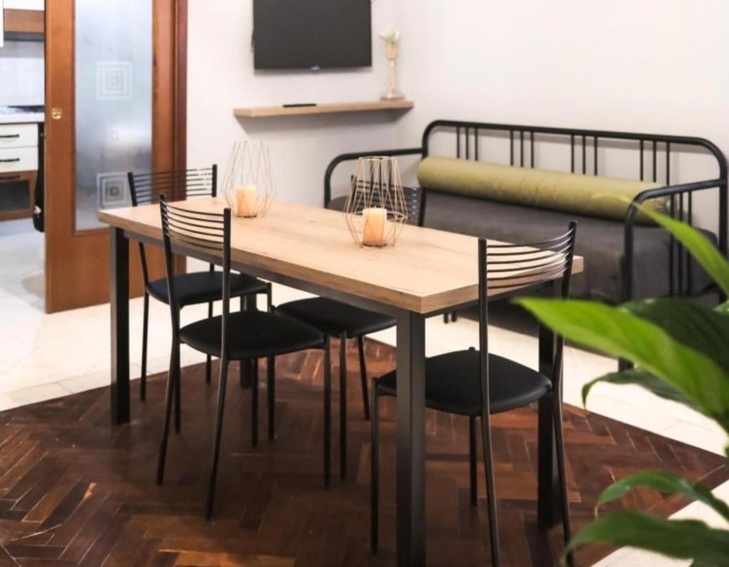 Triple Centro Storico Da Peppe Apartment Naples