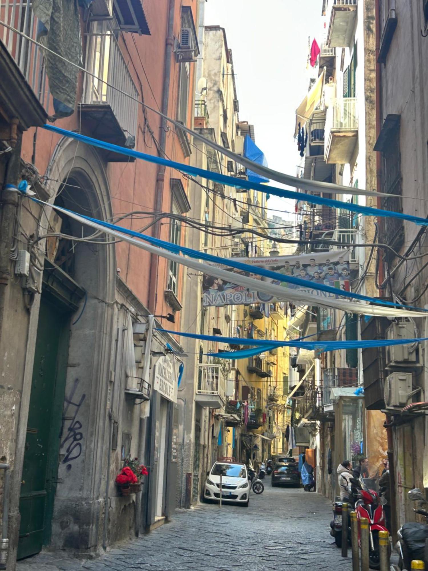 Apartment Triple Centro Storico Da Peppe Naples